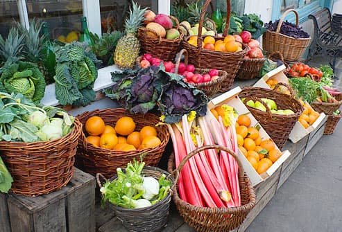 istock_photo_of_green_grocer_display